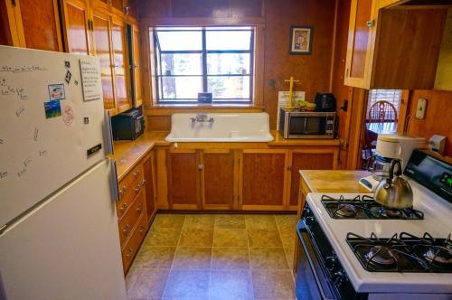 Zephyr Cove Cabin