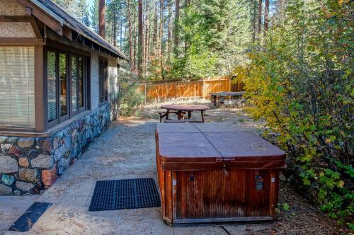 Zephyr Cove Cabin