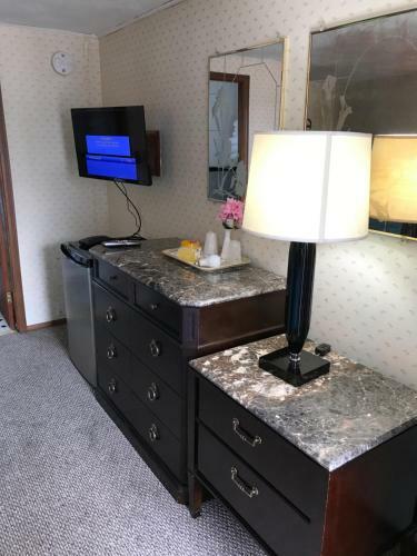Royale Coach Motor Lodge