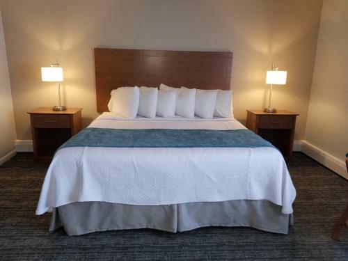 Hotel Hampton Village Resort