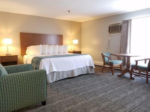 Hotel Hampton Village Resort