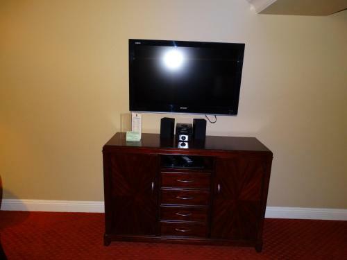 Aparthotel Suites At Jockey Club