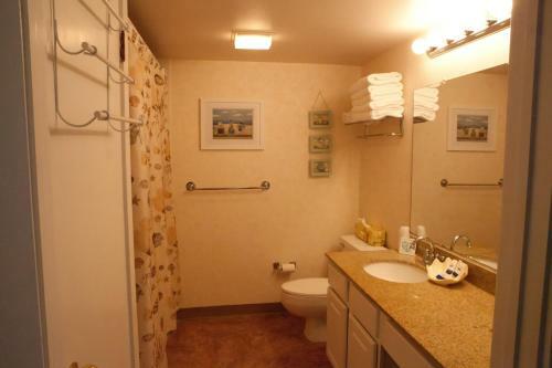 Hotel Watson's Regency Suites