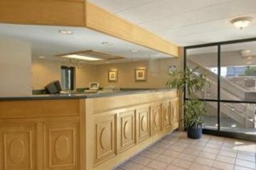 Hotel Red Roof Plus+ Secaucus - Meadowlands