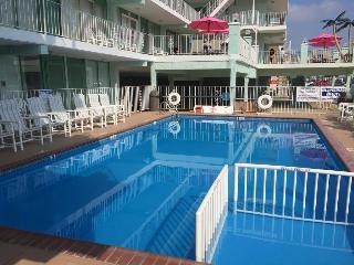 Four Winds Condo Motel