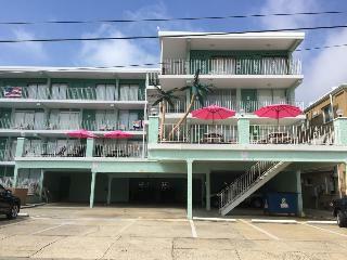Four Winds Condo Motel