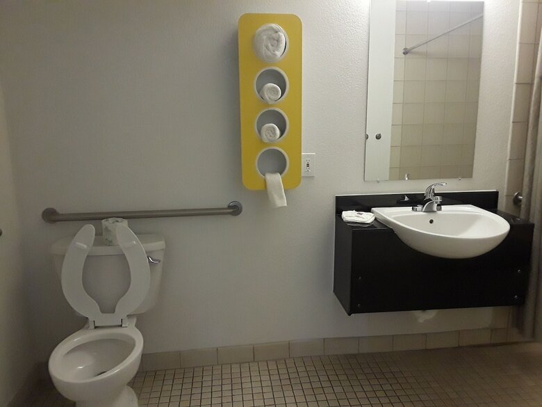 Motel 6 Farmington