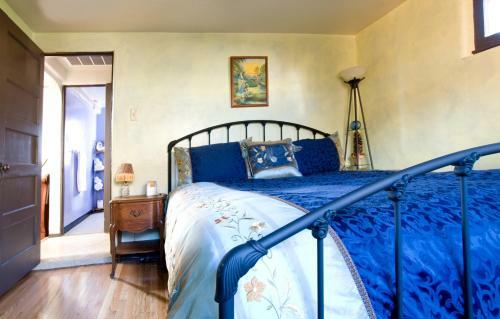 Downtown Historic Bed & Breakfast