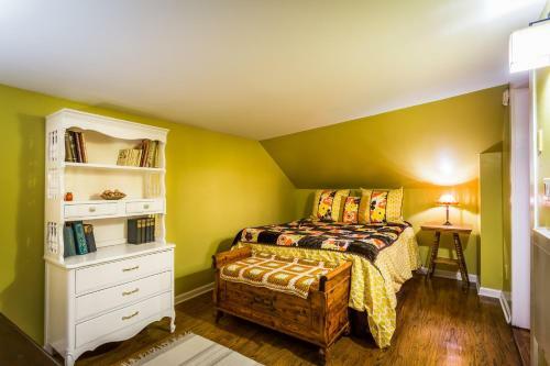 Downtown Historic Bed & Breakfast