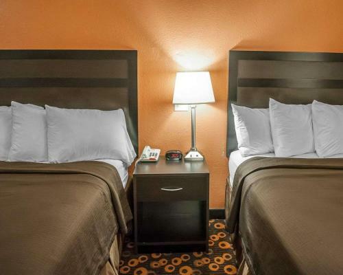 Hotel Econo Lodge Inn & Suites Santa Fe