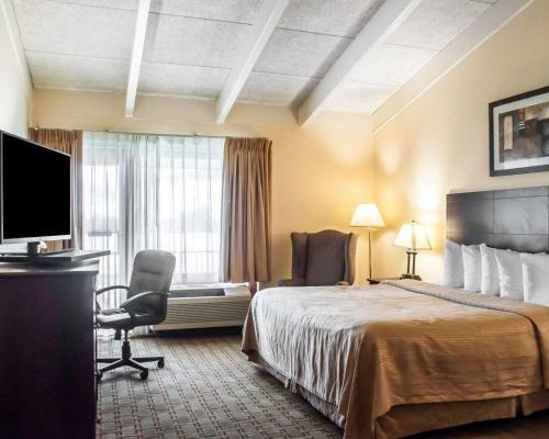 Hotel Quality Inn Buffalo Airport