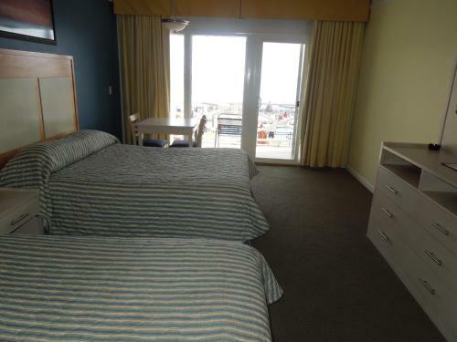 Hotel Royal Atlantic Beach Resort