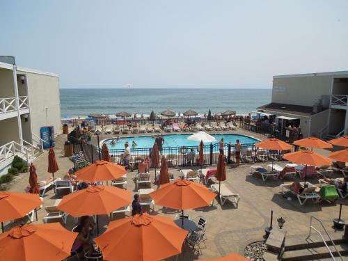 Hotel Royal Atlantic Beach Resort