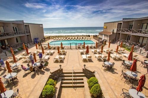Hotel Royal Atlantic Beach Resort