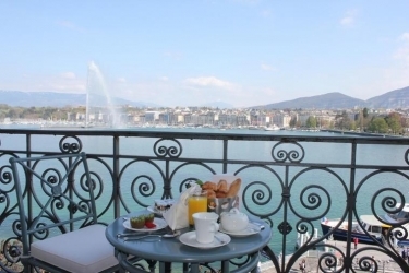 Hotel De La Paix
