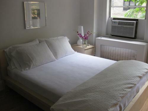 Studio Apartment - 39th Street