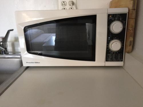 Studio Apartment - 39th Street