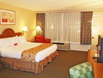 Hotel Ramada - Asheville / Biltmore West