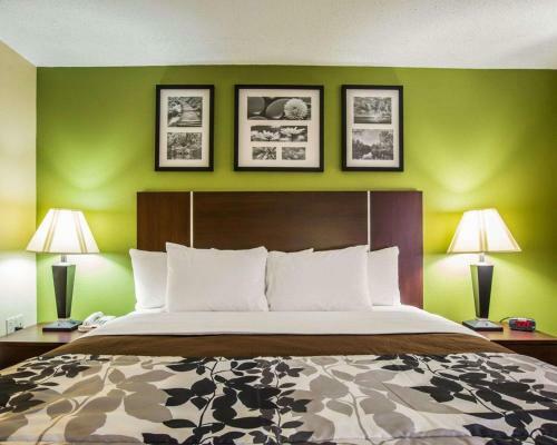 Hotel Sleep Inn Biltmore West