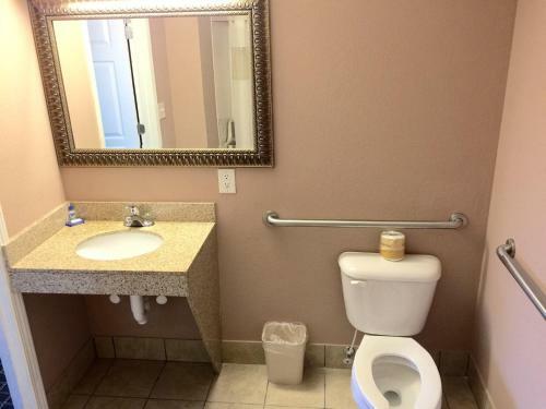 Motel Crown Inn - Fayetteville