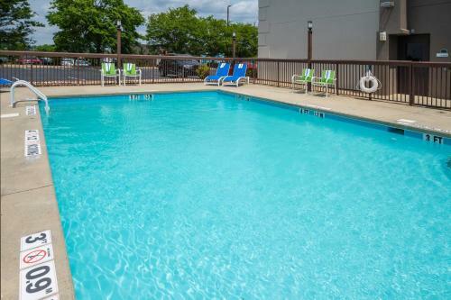 Hotel Holiday Inn Express Clayton Southeast Raleigh
