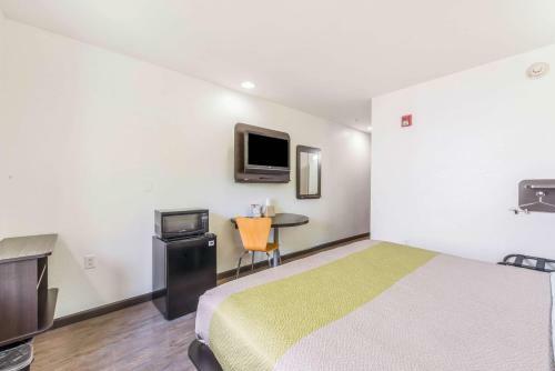 Motel 6 Gastonia