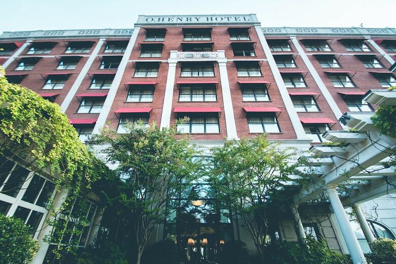 O. Henry Hotel