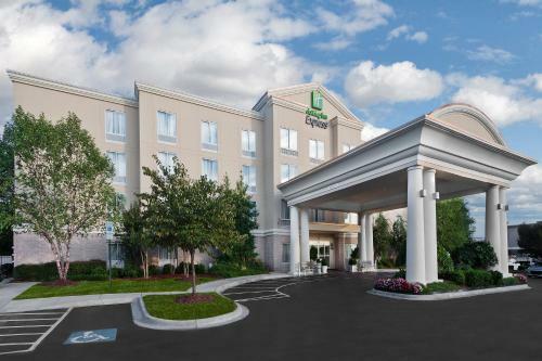 Holiday Inn Express Hotel & Suites - Concord