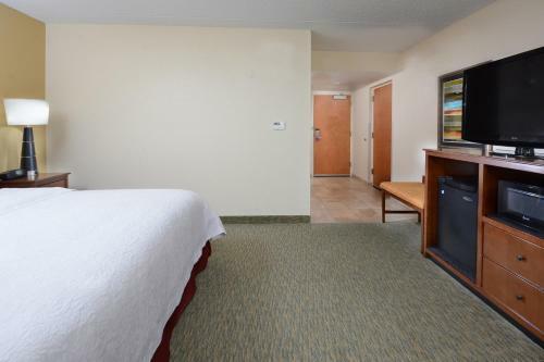 Hotel Hampton Inn Raleigh/durham Airport