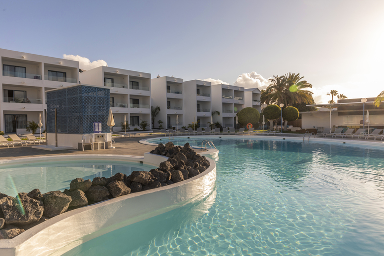 Hotel Oasis Lanz Beach Mate