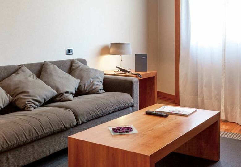 AC Hotel Le�n San Antonio By Marriott