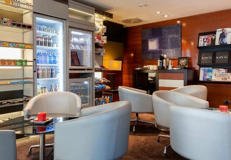 AC Hotel Le�n San Antonio By Marriott