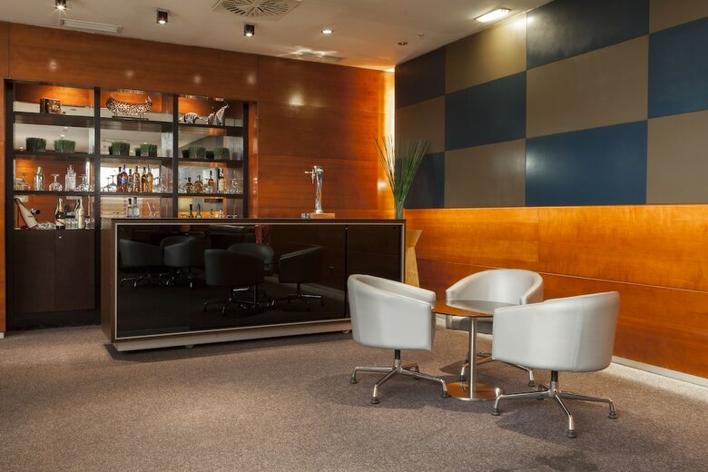 AC Hotel Le�n San Antonio By Marriott