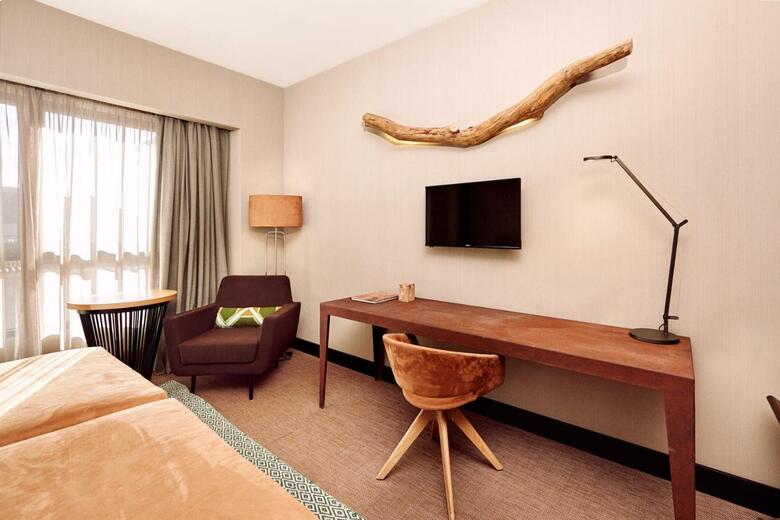 Hotel Barcel� Le�n Conde Luna
