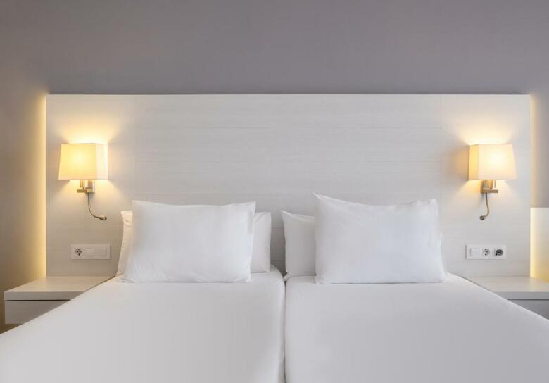 Helios Hotel