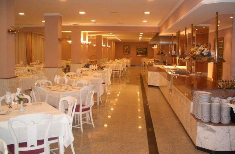 Hotel Las Arenas