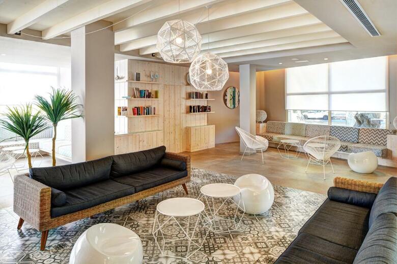 Aparthotel Protur Floriana Resort