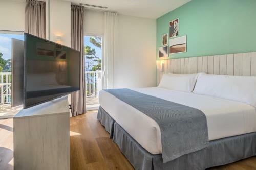 Hotel Barcel� Ponent Beach