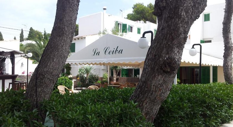Hostal La Ceiba