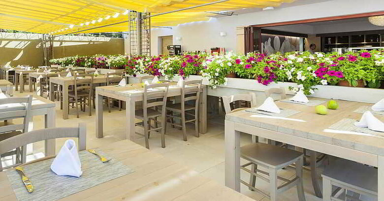 Hotel Insotel Club Cala Mandia