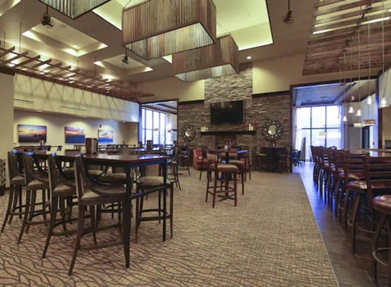 Hotel Teddy's Residential Suites New Town