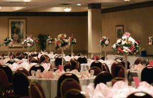 Hotel Embassy Suites By Hilton Cincinnati Northeast - Blue Ash