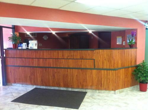 Hotel Days Inn Of Lakewood