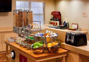 Hotel Towneplace Suites Cleveland Airport