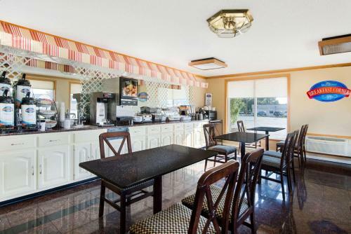 Hotel Baymont Inn & Suites Sandusky