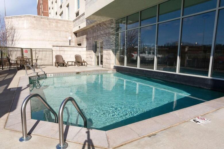 Hotel Drury Inn & Suites Cincinnati Sharonville
