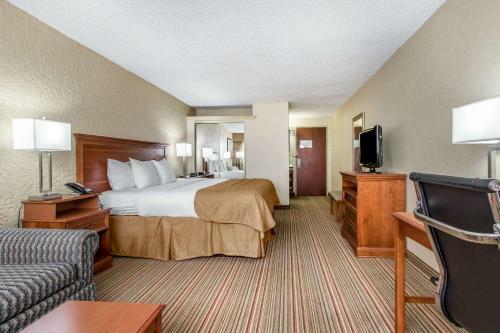 Clarion Hotel Broken Arrow