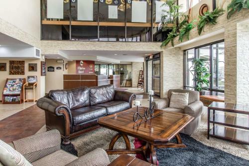 Clarion Hotel Broken Arrow