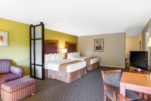 Hotel Quality Inn & Suites At Coos Bay