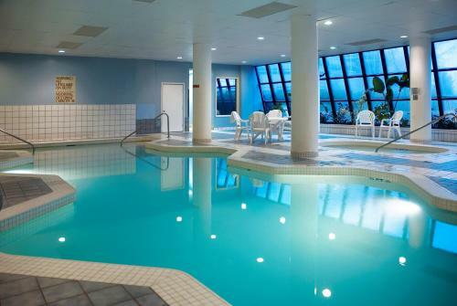 Hotel Embassy Suites By Hilton Portland Washington Square